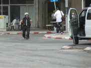  بالصور: الشرطة تعالج جسماً مشبوهاً في شارع شديروت يروشلايم بمدينة يافا